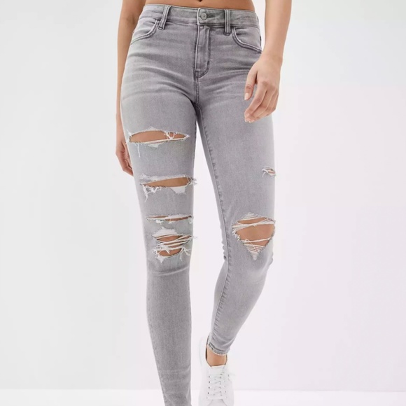 American Eagle Grey Ripped Jeans - Picture 1 of 4